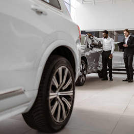 Koniec produkcji Volvo V90: Pożegnanie z wielkimi kombi