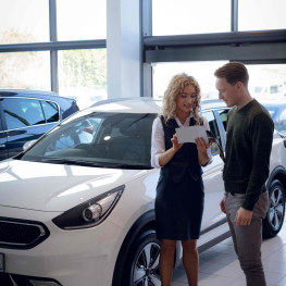 Nowa Kia Seltos: Spalinowa Elegancja w Elektrycznym Stylu